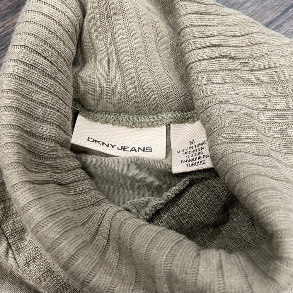 DKNY Turtleneck Long Sleeve - Picture 7 of 7
